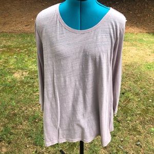 H by Bordeaux light purple top